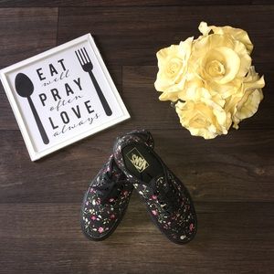 Vans floral polkadot